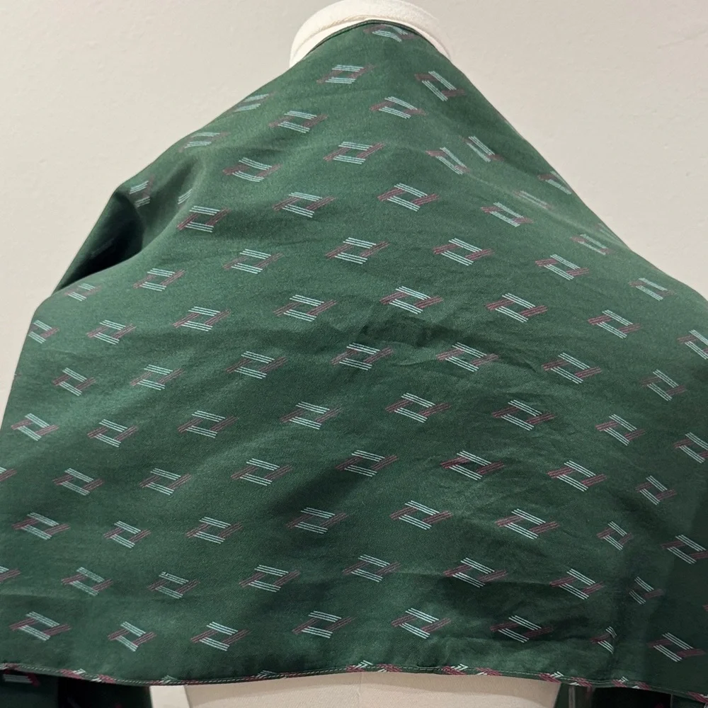 Men’s Vintage-Style Patterned Scarf – Green Geometric Print